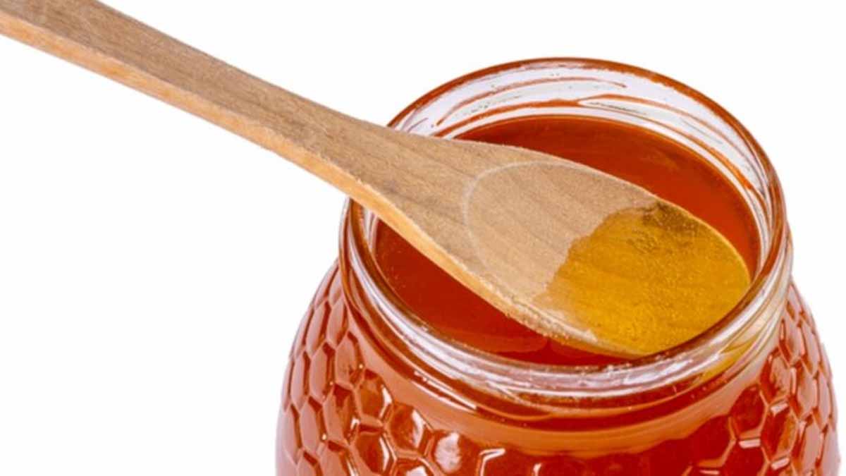 Pourquoi une cuillère à miel ?