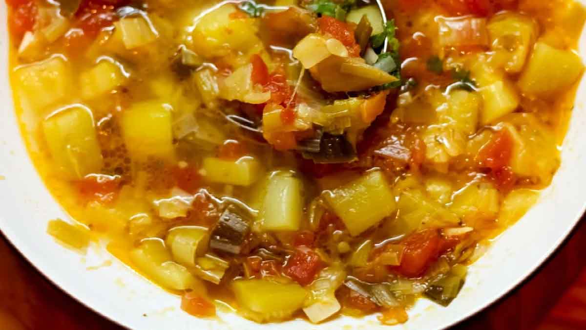 3 recettes délicieuses de soupes brûle-graisses - Cellublue